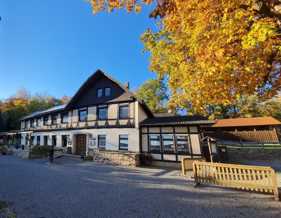 Hotel Waldquelle - Baumhaushotel Aerzen Exteriör bild